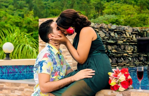 omar-medina-films-1612673_640_resized